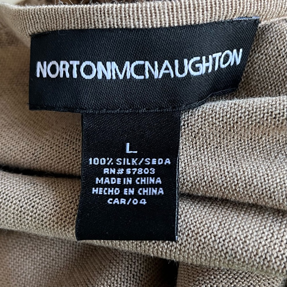 •Norton McNaughton• 100% Silk Snakeskin Pattern Sweater - Size Large - Picture 2 of 6